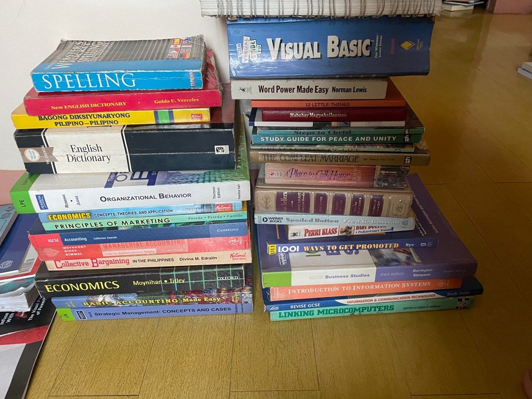 Donating Old Books on Carousell