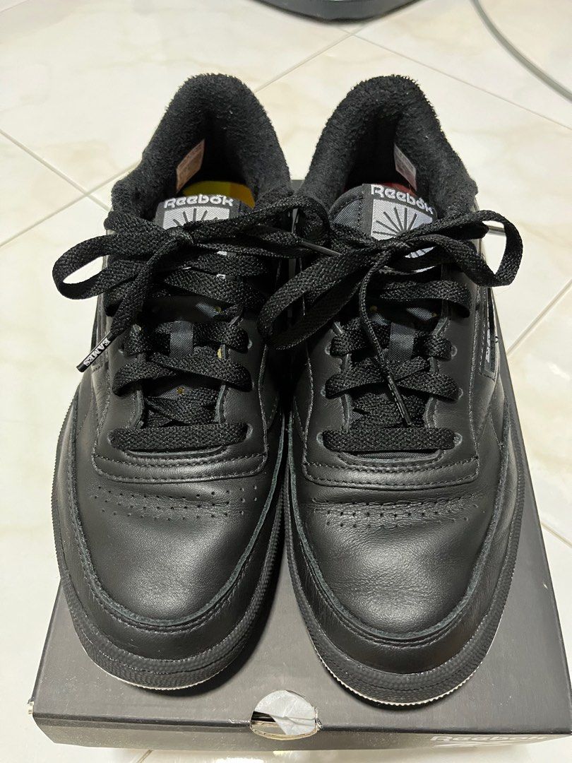 Reebok club c leather trainers hotsell in black ar0454
