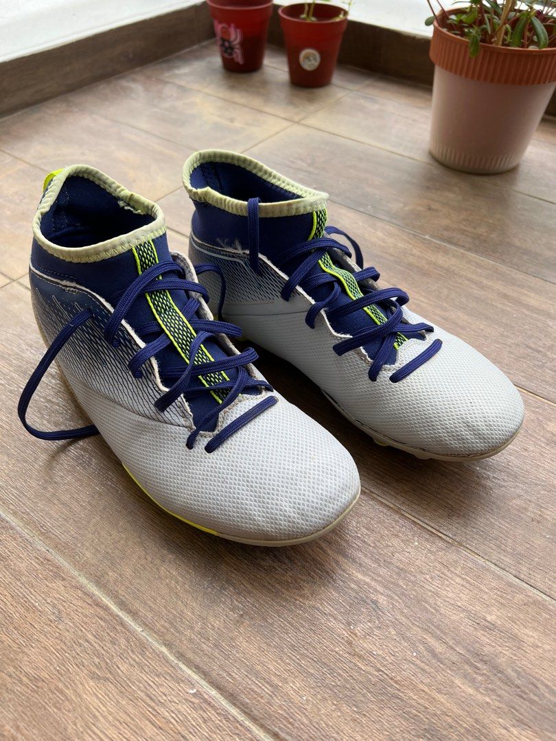 Football boots top size 3.5