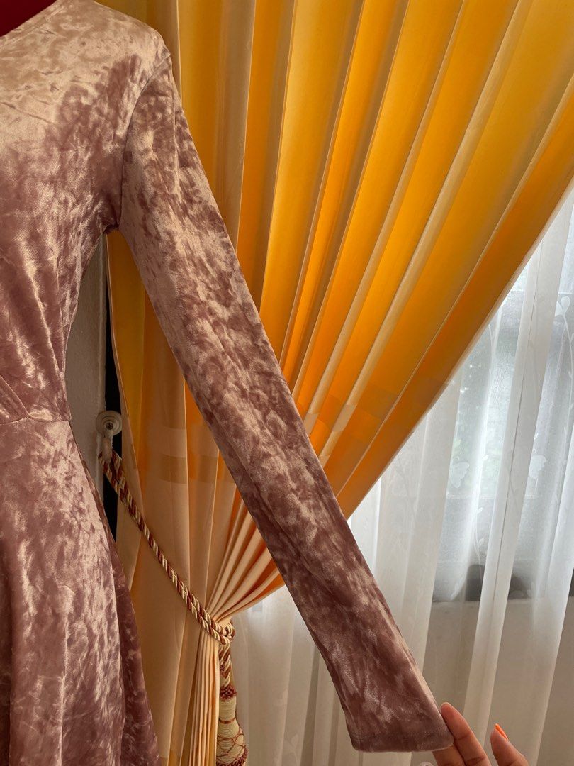 Forever21 velvet dress, Women's Fashion, Dresses & Sets, Dresses on Carousell Forever21 velvet dress, Women's Fashion, Dresses & Sets, Dresses on Carousell