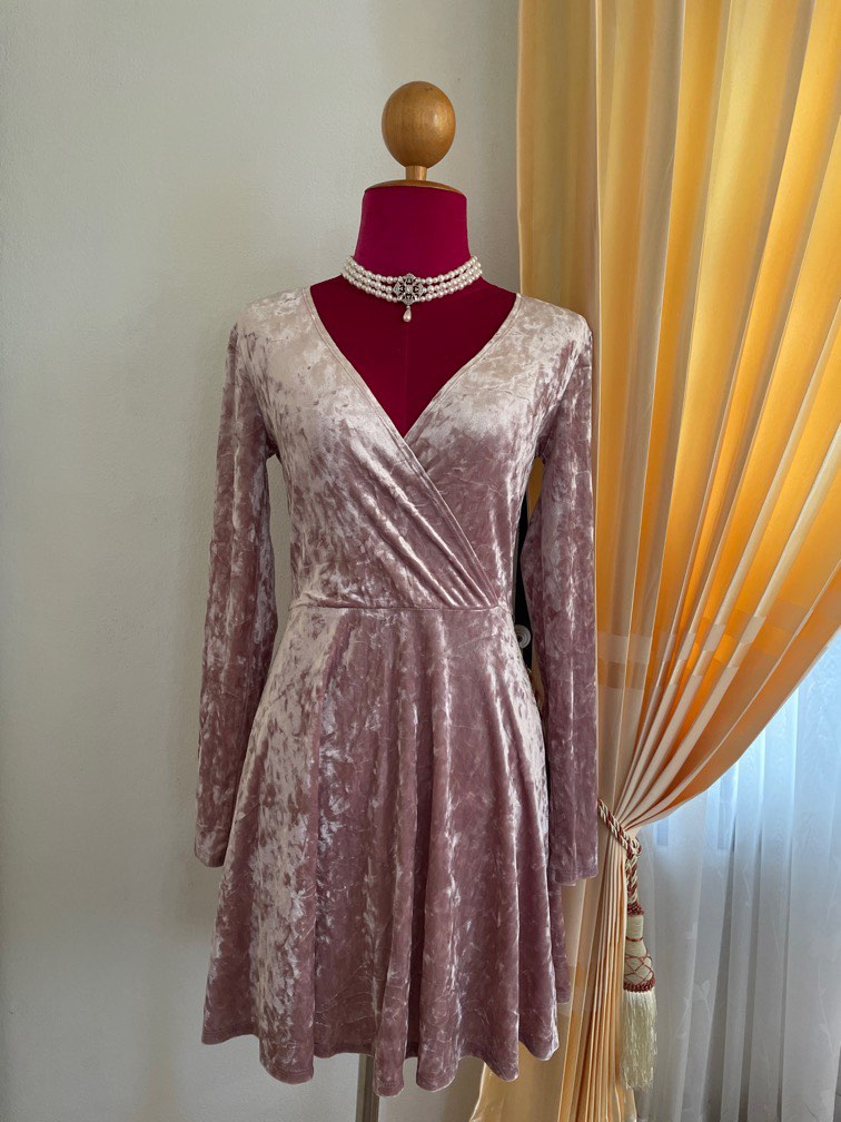 Gold velvet dress forever hot sale 21