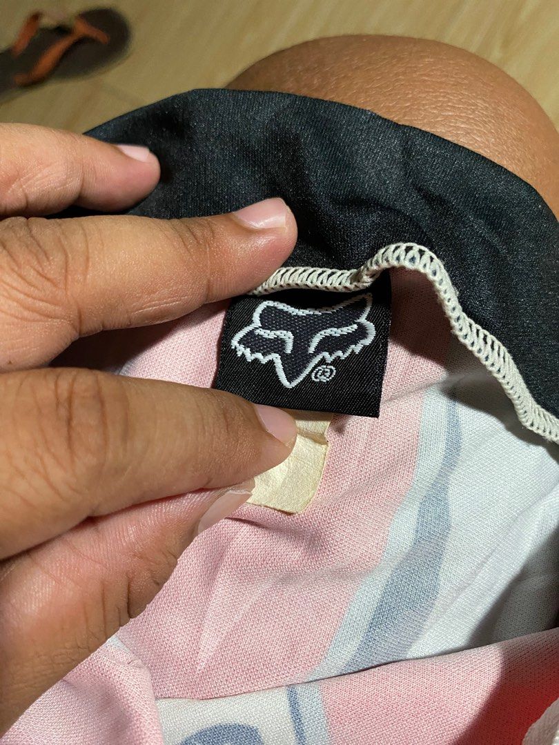 fox (Category: Activewear) located in Sipalay. Submitted by muedajerry (Listing ID 1253293141, Image 3). Description: FOX CYCLING JERSEY MEDIUM EXCELLENT CONDITION 650.