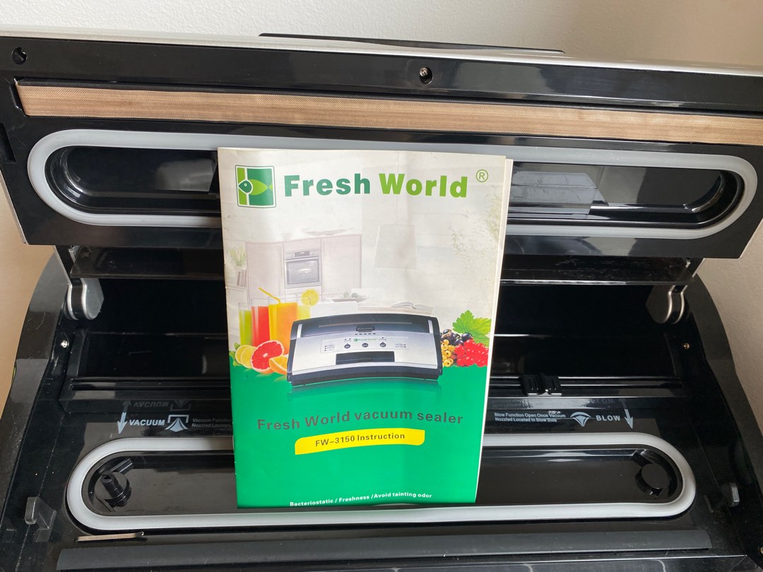 Fresh World FW3150 Automatic Vacuum Sealer Builtin Roll Storage