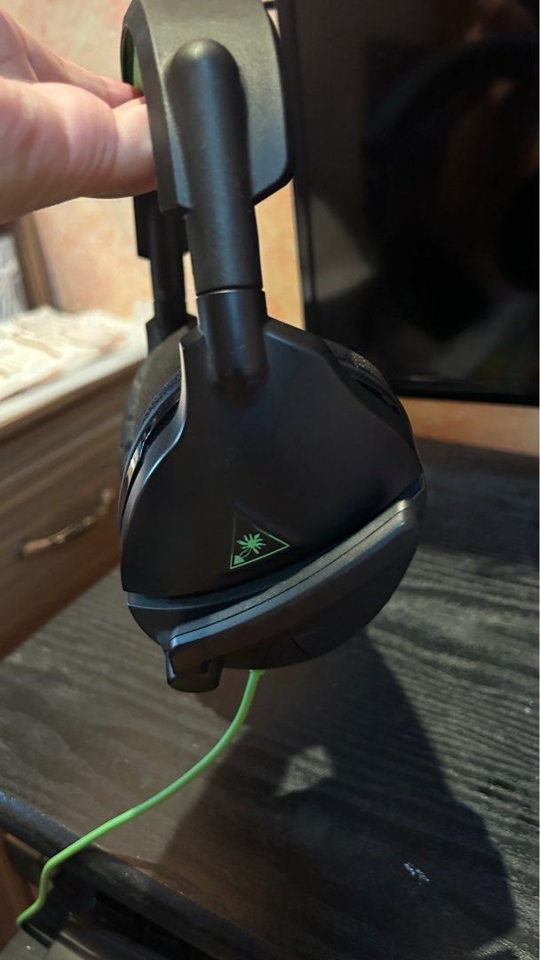 Turtle Beach Wired Gaming Headset - Turtle Beach Stealth 300 (Category: Headphones & Headsets) located in San Fernando. Submitted by lnrlsh (Listing ID 1253227139, Image 3). Description: Turtle Beach Stealth 300 Gaming Headset for Xbox One - Bought from the US 1 year ago for $80 (₱4,400) - Selling for 1,100 only - No issues - No box and charger included - 15 hours battery life - The headset will charge to full within 3-4 hours. Need Micro USB cha