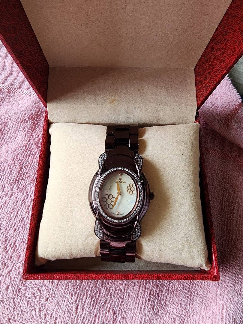 Geneva diamond quartz online