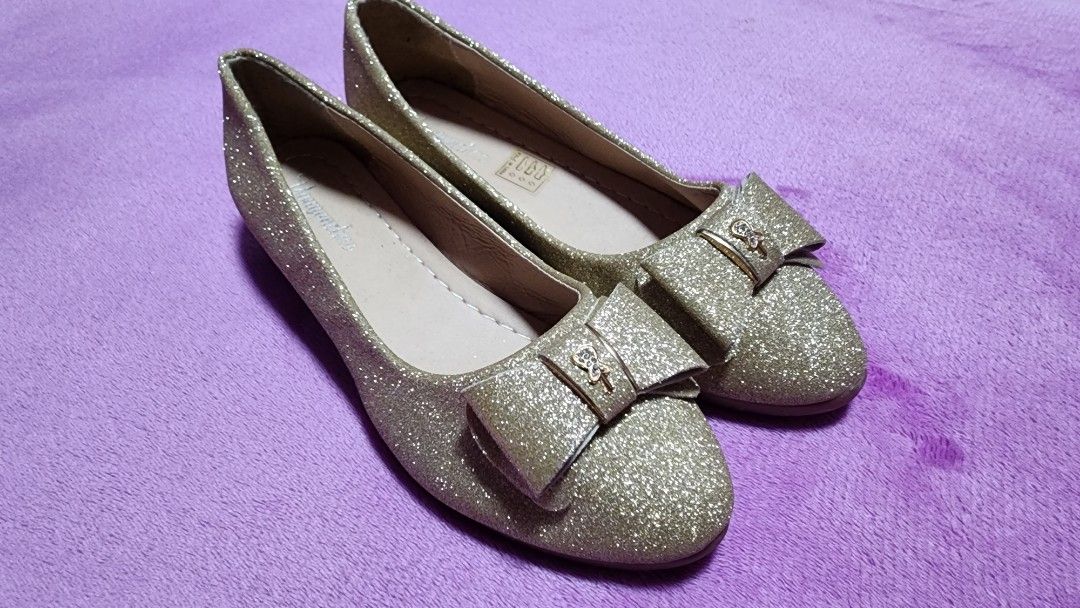 Girls discount sparkle flats