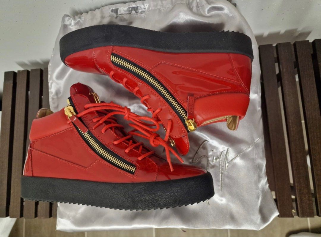 Giuseppe zanotti brand store