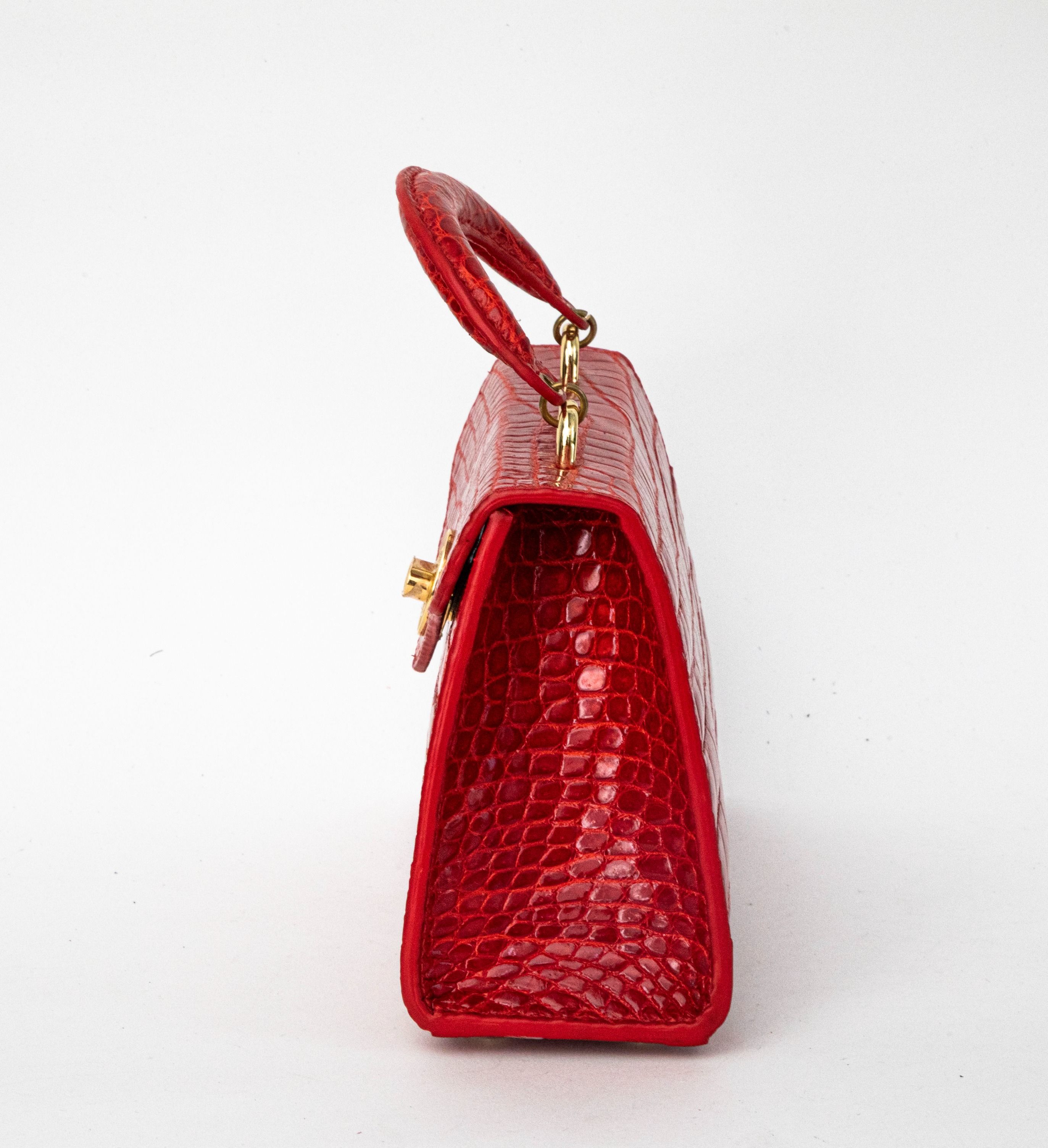 Red crocodile purse best sale