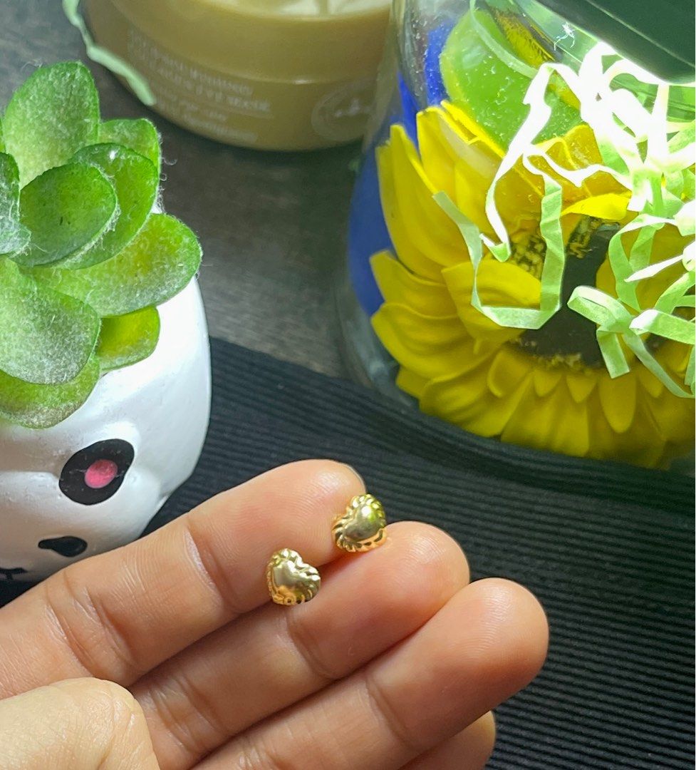 Gold stud shop earrings price