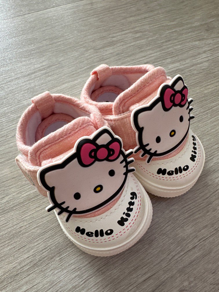 Hello kitty shoes for baby girl store