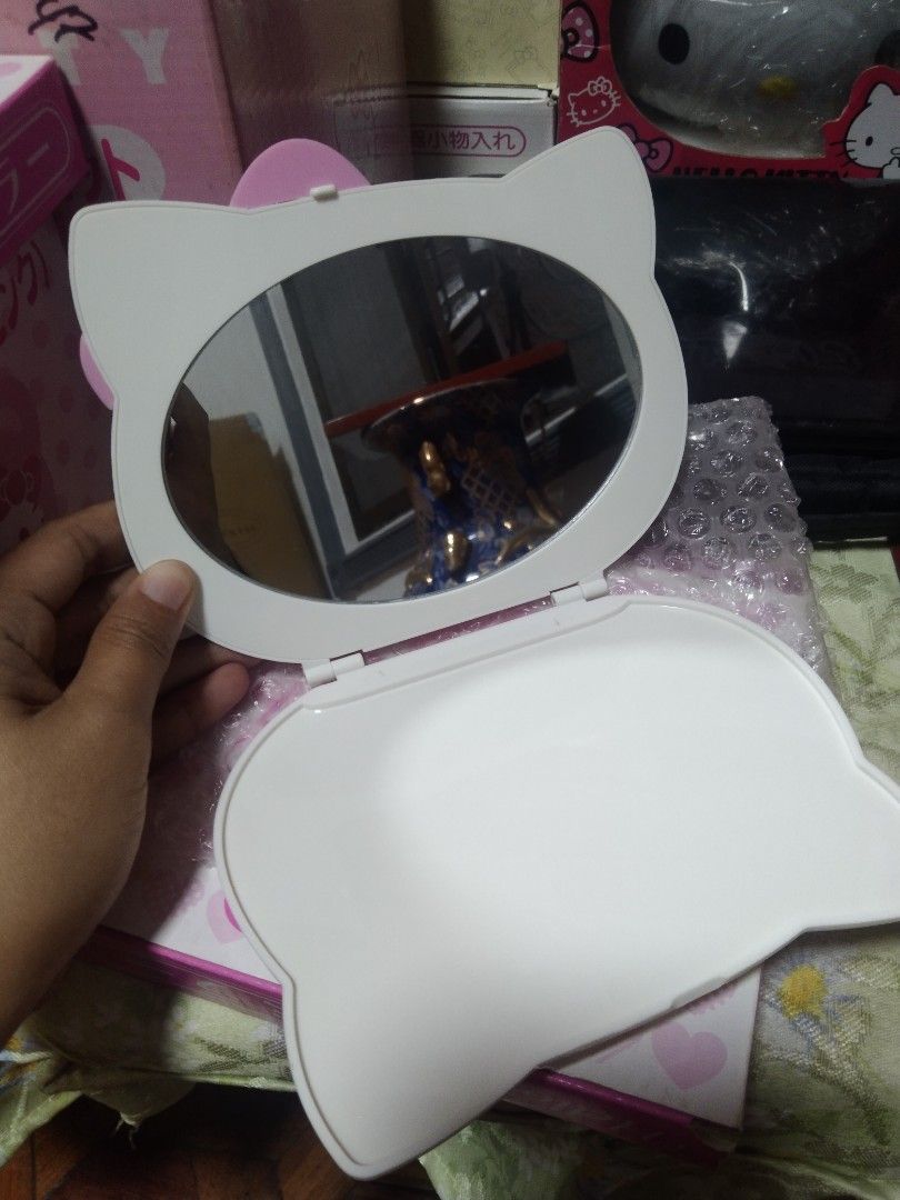 Hello Kitty Face Mirror (Handy) on Carousell