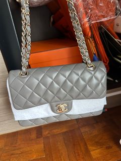 Hot deal ! Chanel Small Classic Flap Dark Grey /Etain GHW, Luxury
