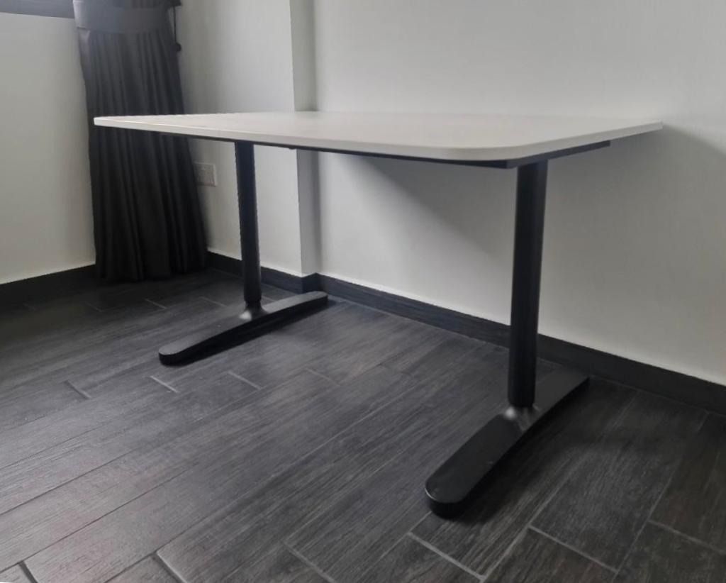 Bekant white shop desk