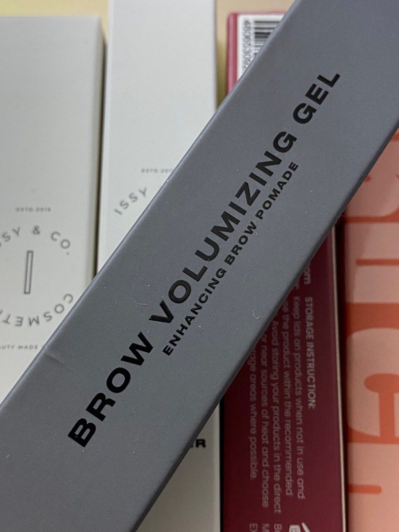 Issy and co brow volumizing gel (Category: Makeup) located in Quezon City. Submitted by dan.bam (Listing ID 1253321887, Image 3). Description: USED ONCE .
