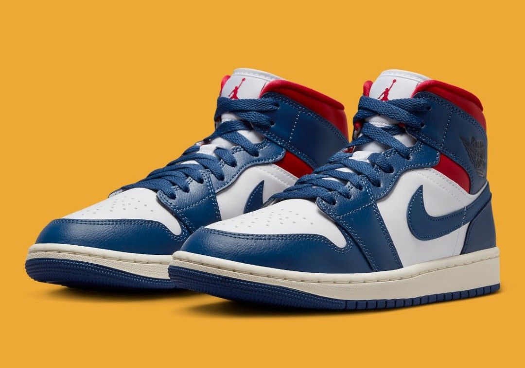 Jordan 1 mid blue and red hot sale