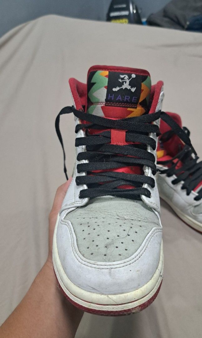 Jordan 1 online hare on feet