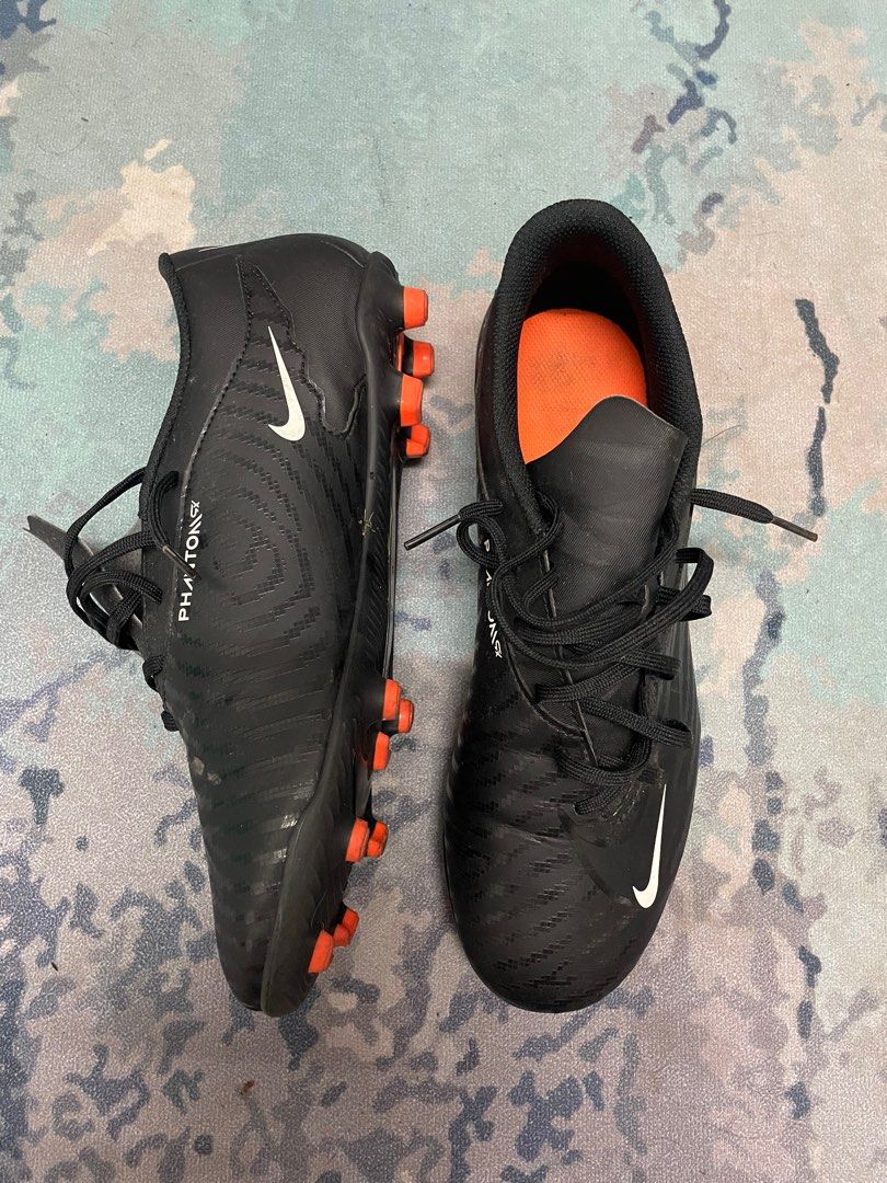 Kasut bola shop nike phantom