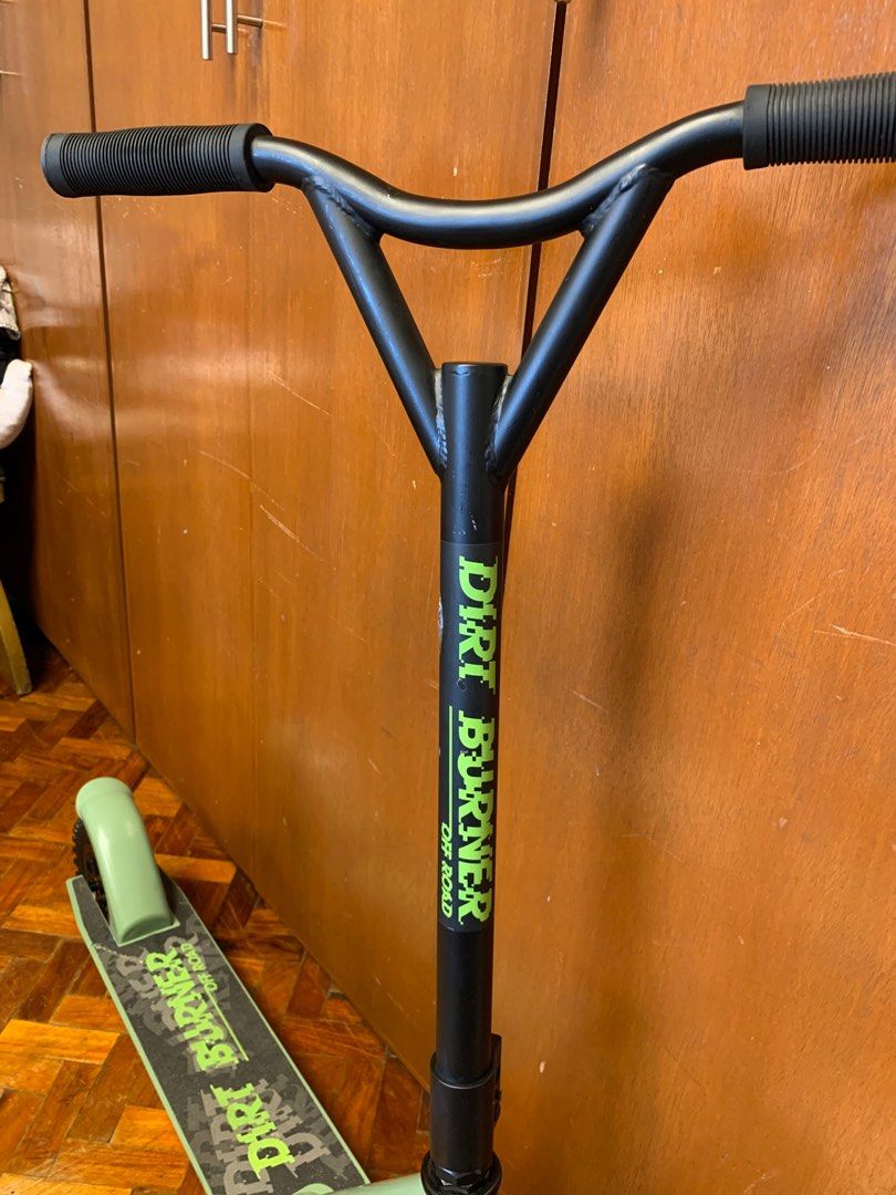 Kmart Dirt Burner OffRoad Adult Imported Scooter Almost New, Sports