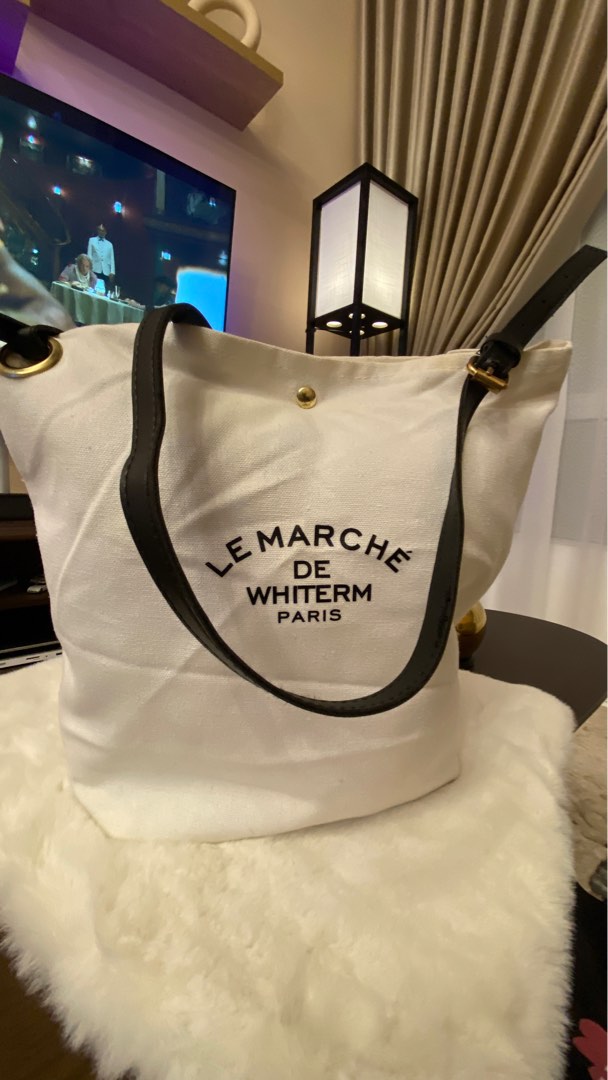 Le marche de store whiterm canvas bag