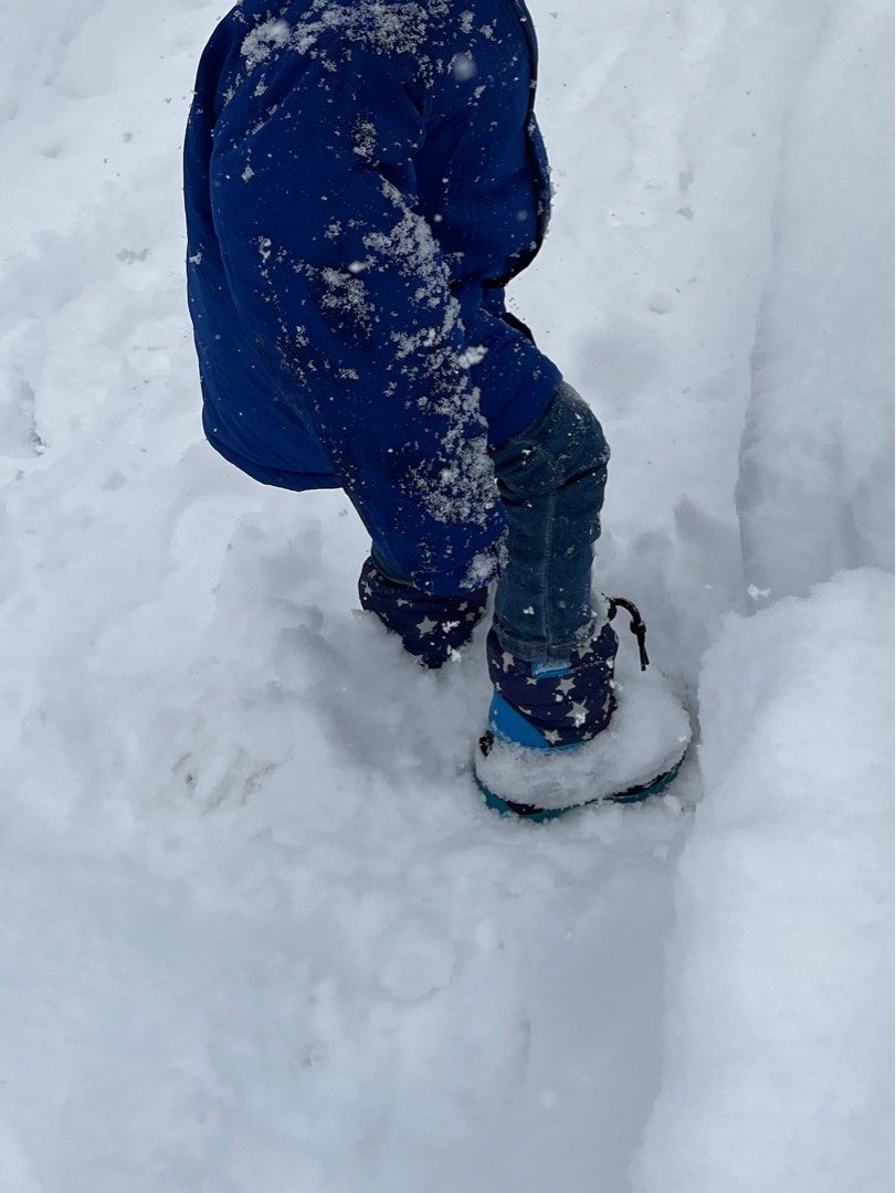 Boy snow hotsell boots sale