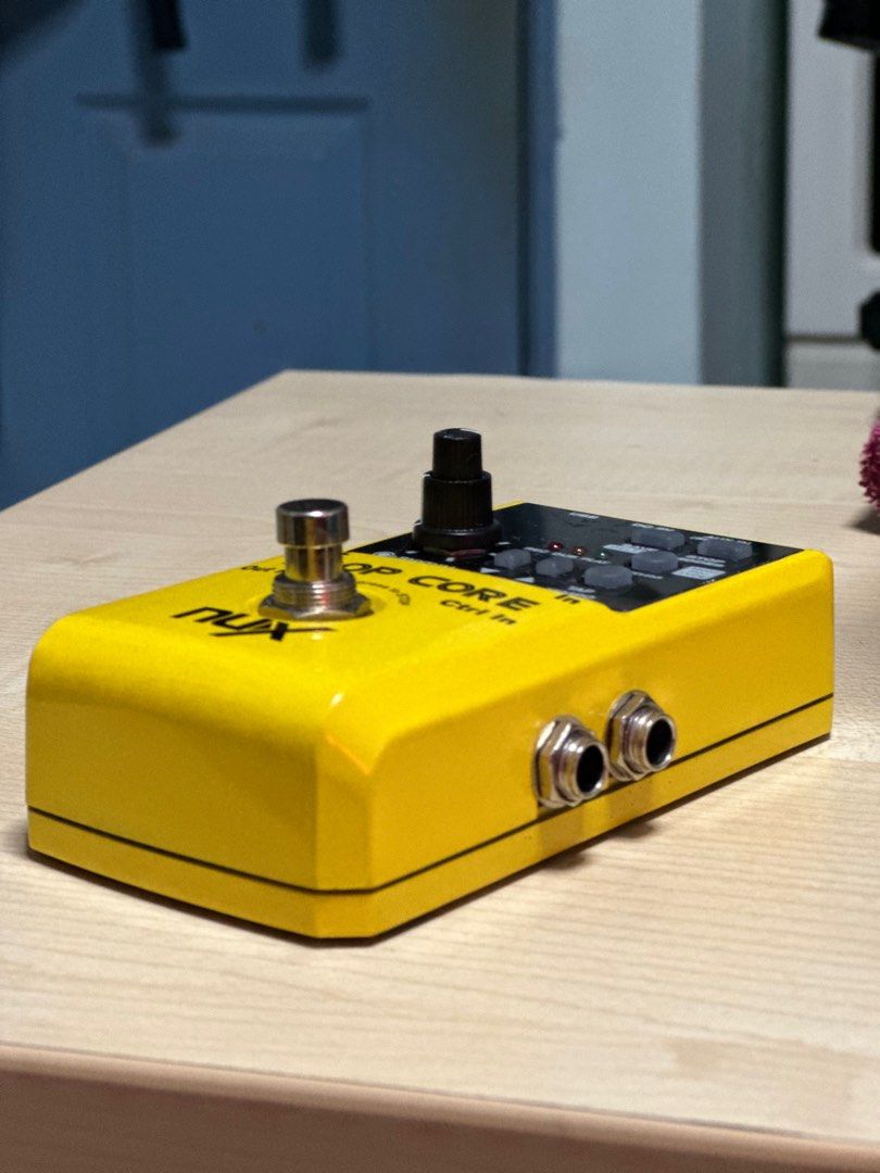 Loop Core (Category: Music Accessories) located in Singapore. Submitted by jaypabz (Listing ID 1253218790, Image 4). Description: Still very new, use it only twice for testing,..
