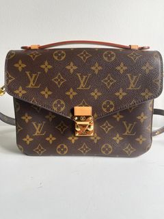 Louis Vuitton Monogram Vertical Trunk Pochette M63913 Brown Cloth