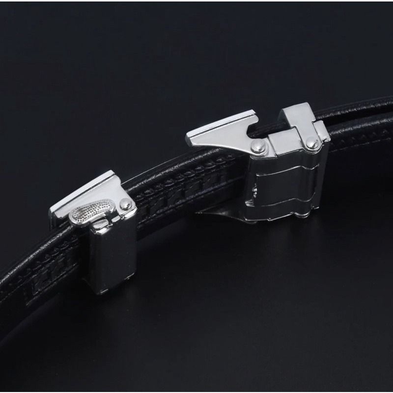 Adjustable dress clearance belt