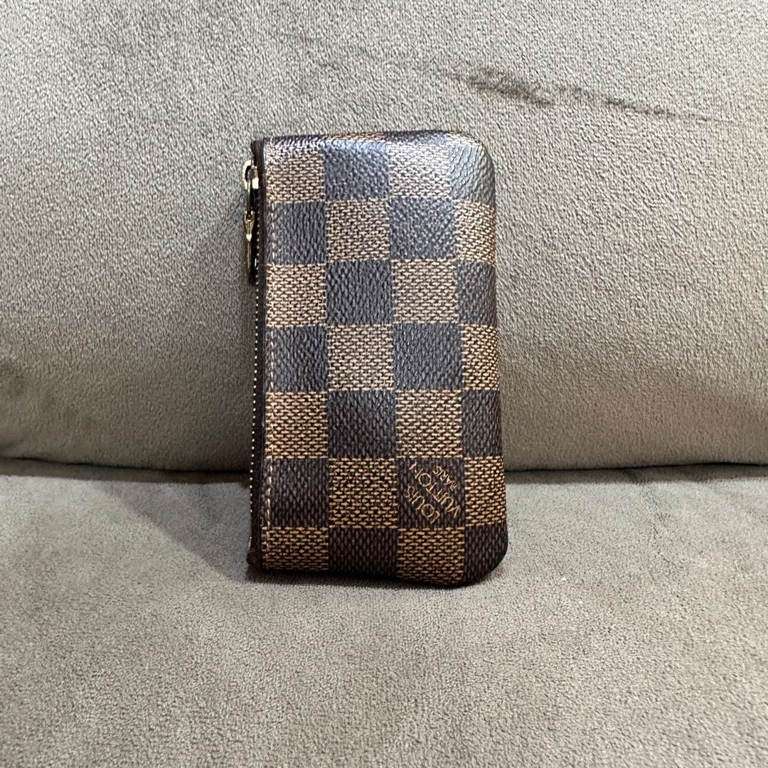 Lv wallet, Luxury, Accessories on Carousell