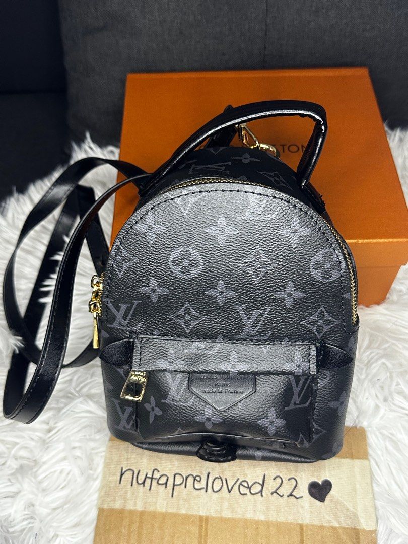 Black louis sales vuitton backpack mini