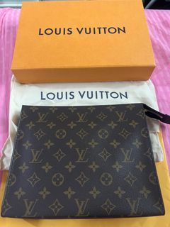 LV BOX SLING / MAKEUP BAG WITH BOX, Women's Fashion, Bags & Wallets, Purses  & Pouches on Carousell