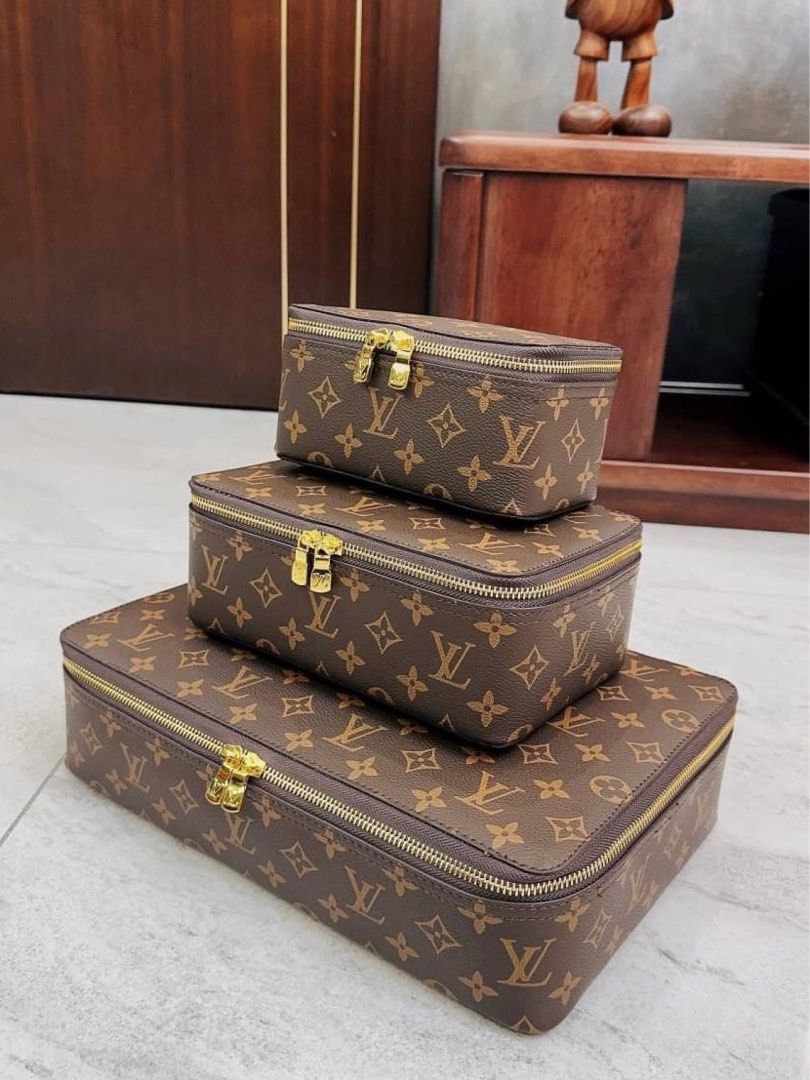 Louis Vuitton Luggage Set of 5 in Lagos Island (Eko) - Bags