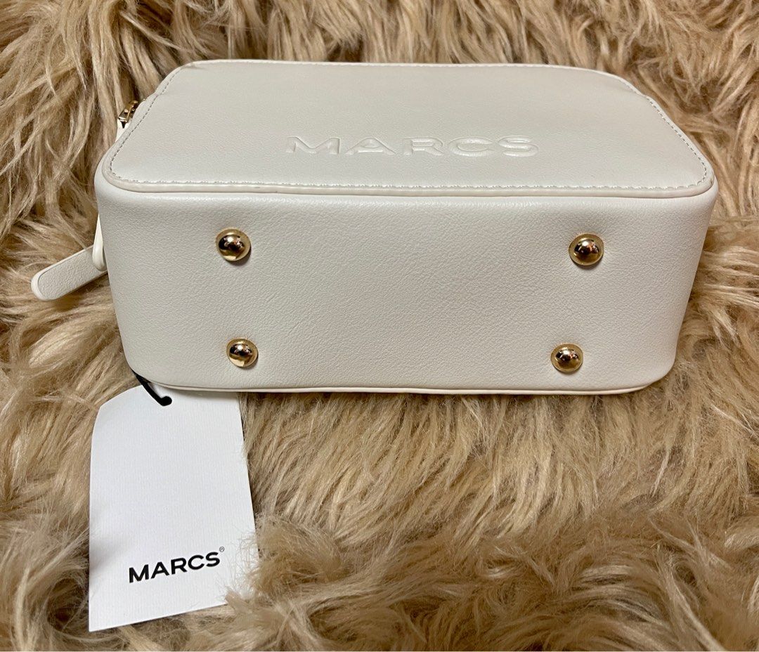 Marcs Budapest Camera Crossbody Bag In White, Women's Fashion, Bags