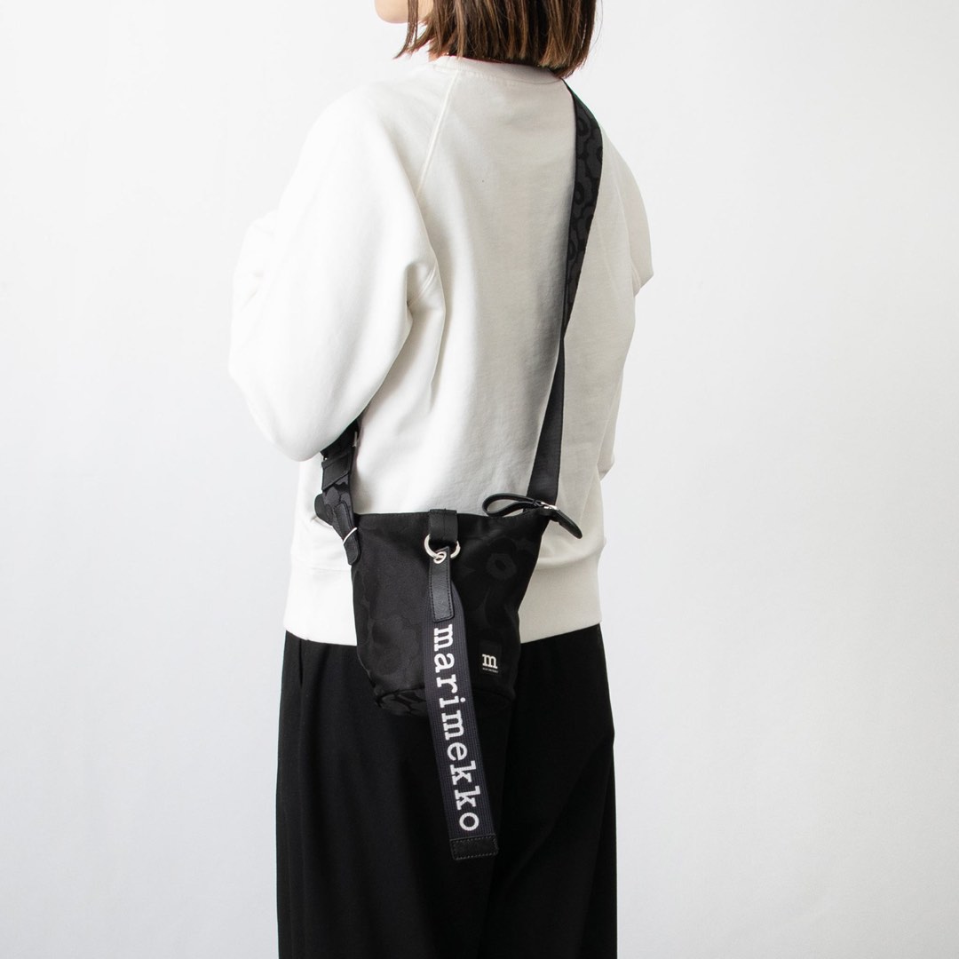 ♥️Marimekko Essential Bucket Unikko Shoulder Bag, 女裝, 手袋及銀