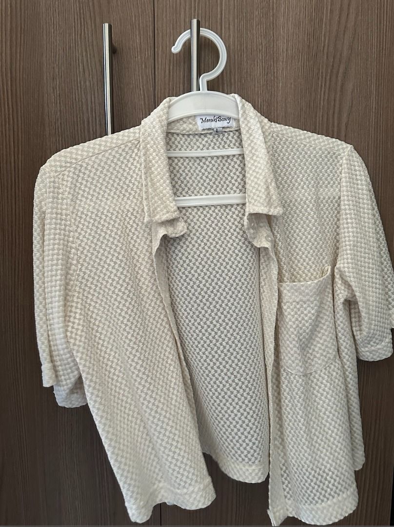 Merakibowy Off the Shore Sheer Zigzag top (Category: Blouses) located in Manila. Submitted by lms235 (Listing ID 1253183370, Image 2). Description: bought for 1,800php rfs: not my size used only once.