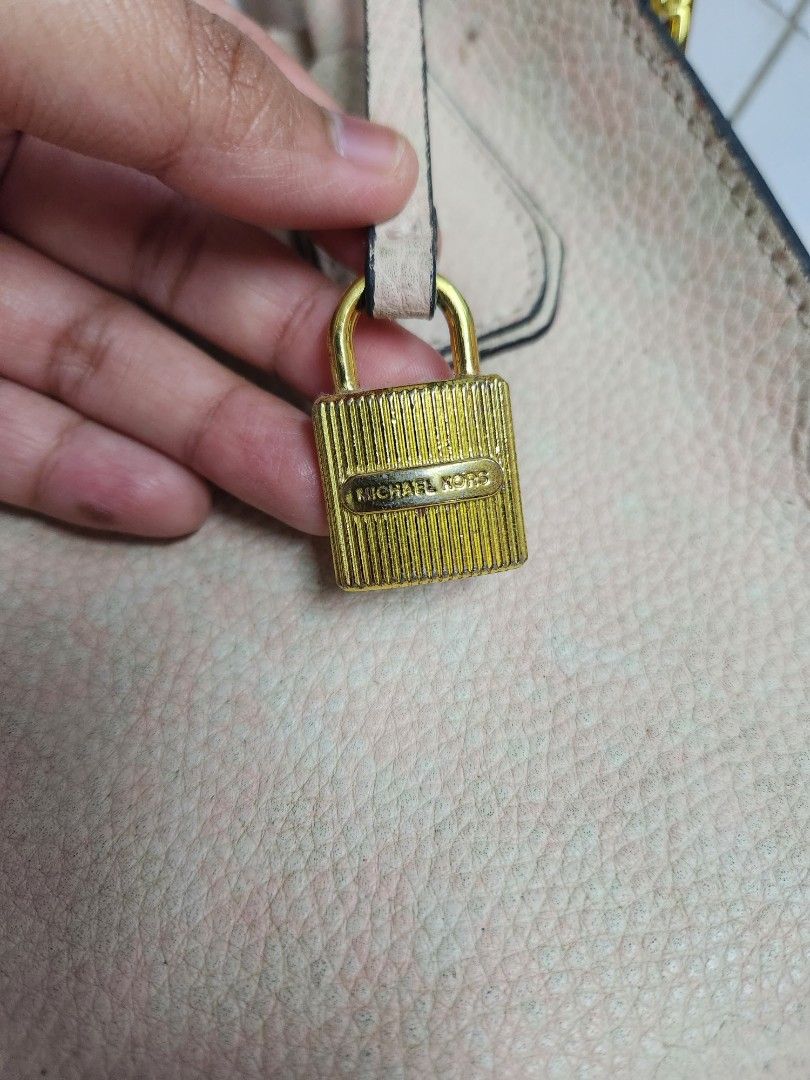 Michael kors tote bag original vs fake top