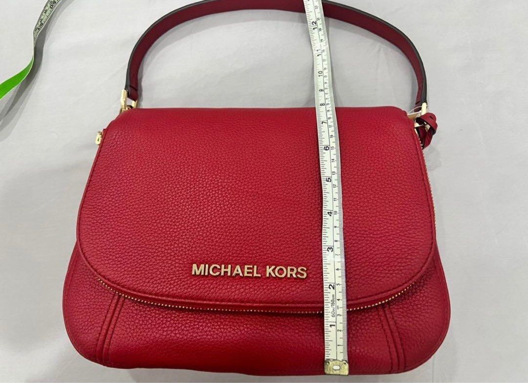 MICHAEL KORS BEDFORD FOR SALE (Category: Luxury Bags & Wallets) located in Manila. Submitted by musthaveph___ (Listing ID 1253179972, Image 1). Description: .