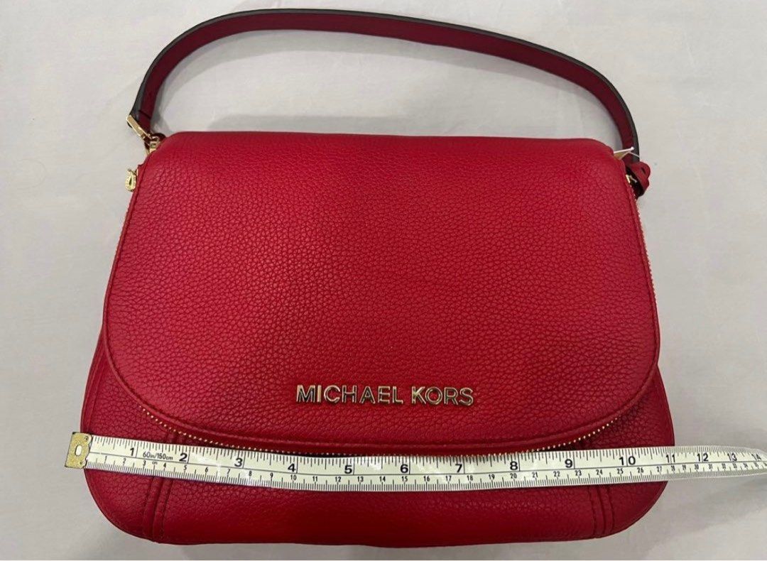 MICHAEL KORS BEDFORD FOR SALE (Category: Luxury Bags & Wallets) located in Manila. Submitted by musthaveph___ (Listing ID 1253179972, Image 2). Description: .