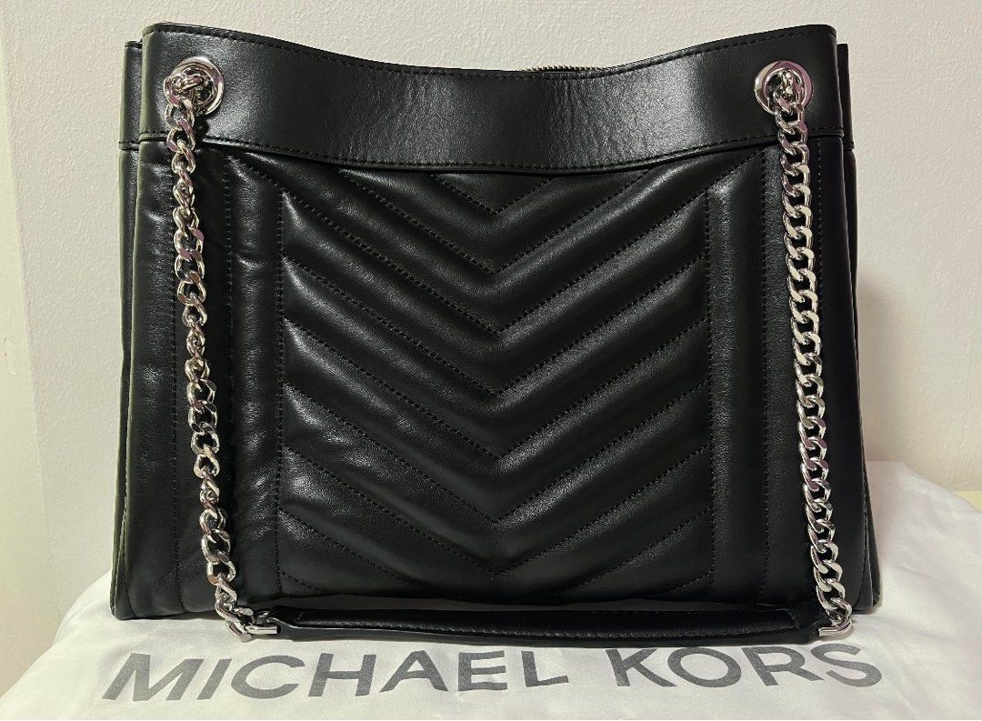 Susan medium quilted best sale leather shoulder bag