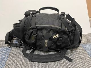 MILLET PADDED 2in1 SLING POUCHBAG | arcteryx columbia fjallraven