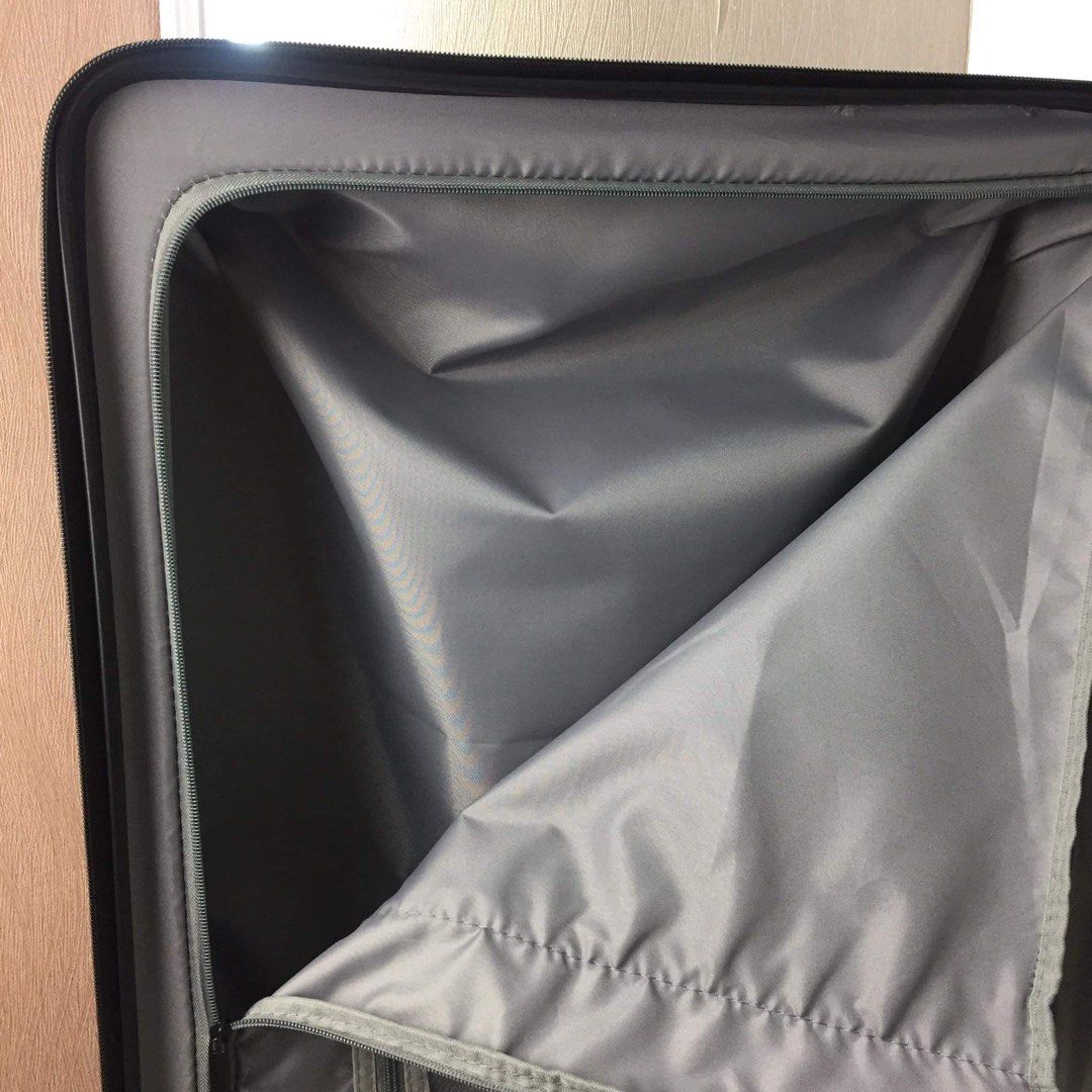 MONSAC Medium Hardshell Travel Luggage Carrier Suitcase (Black