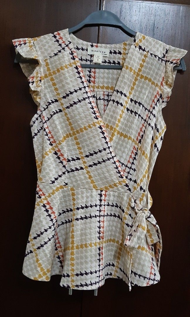 Monteau peplum top shop