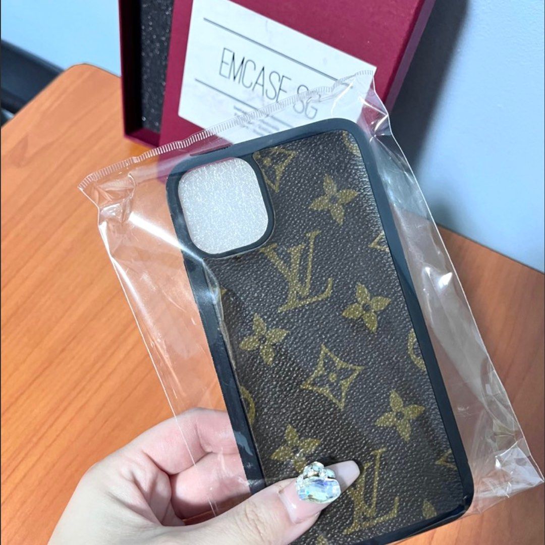 Louis Vuitton Bumper Strap Phone Case Black