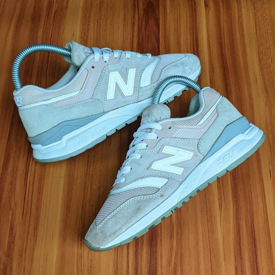 New Balance 997 5 size 37 23 5cm Fesyen Wanita Sepatu di Carousell