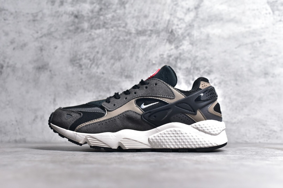 Nike air huarache hotsell running shoes