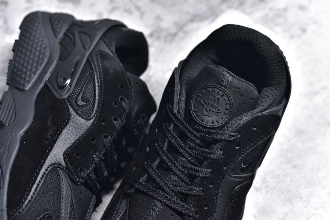 Nike air huarache run triple black outlet
