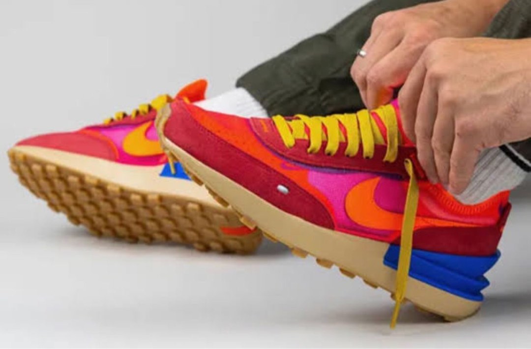 Nike Waffle one multicolor, Fesyen Pria, Sepatu , Sneakers di Carousell