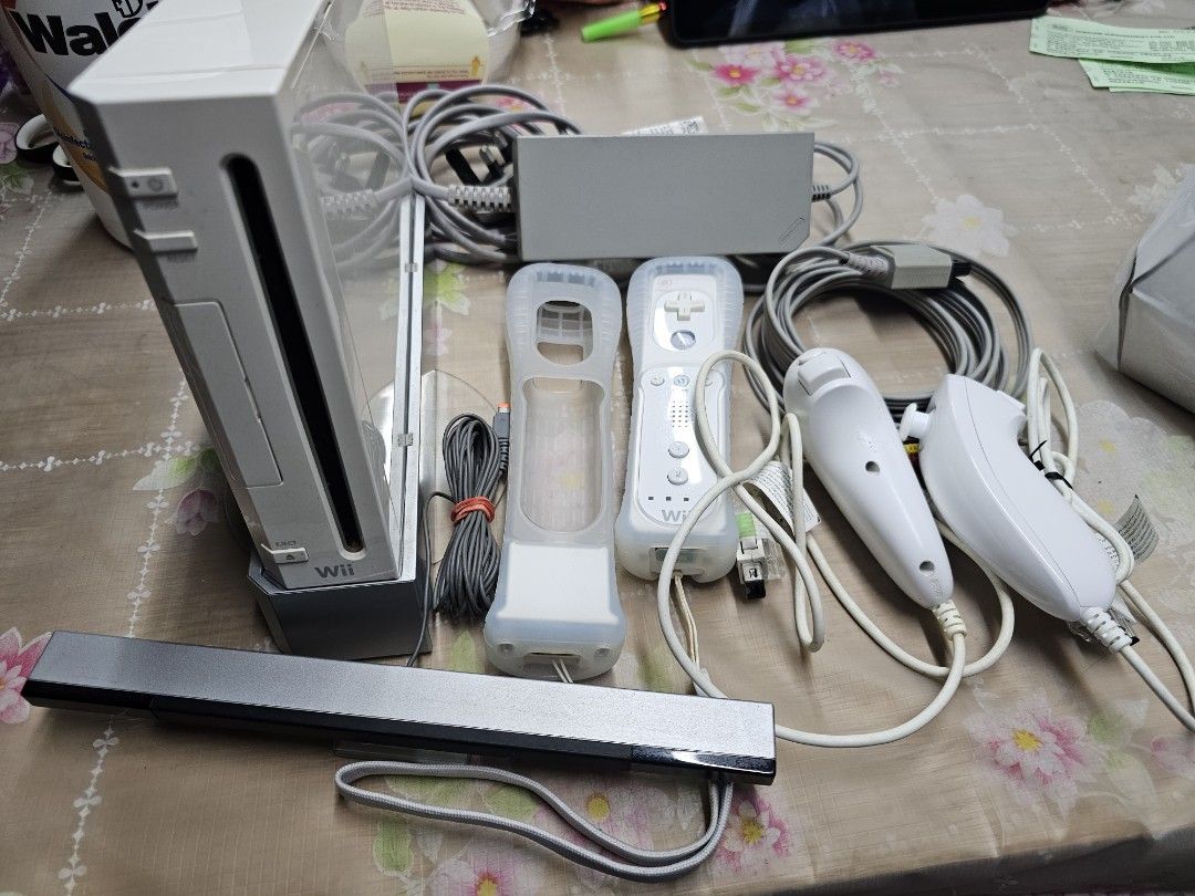 Nintendo Wii Console set, Video Gaming, Video Game Consoles, Nintendo