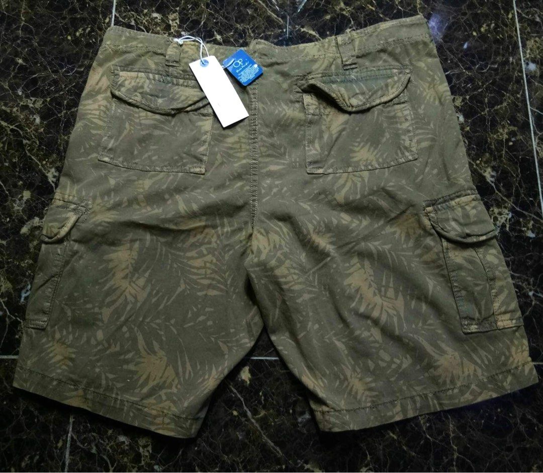 OP OCEAN PACIFIC BERMUDA SHORT PANTS SAIZ 40 Men s Fashion