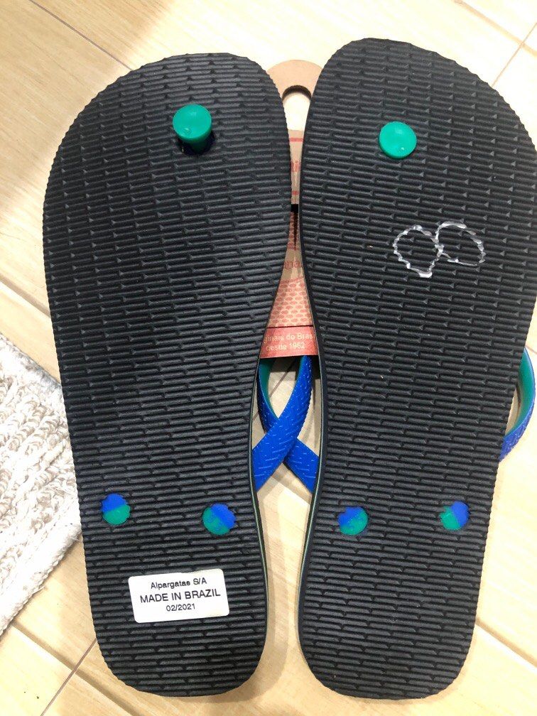 Original Havaianas Black Blue Star Men s Fashion Footwear Slippers Slides on Carousell