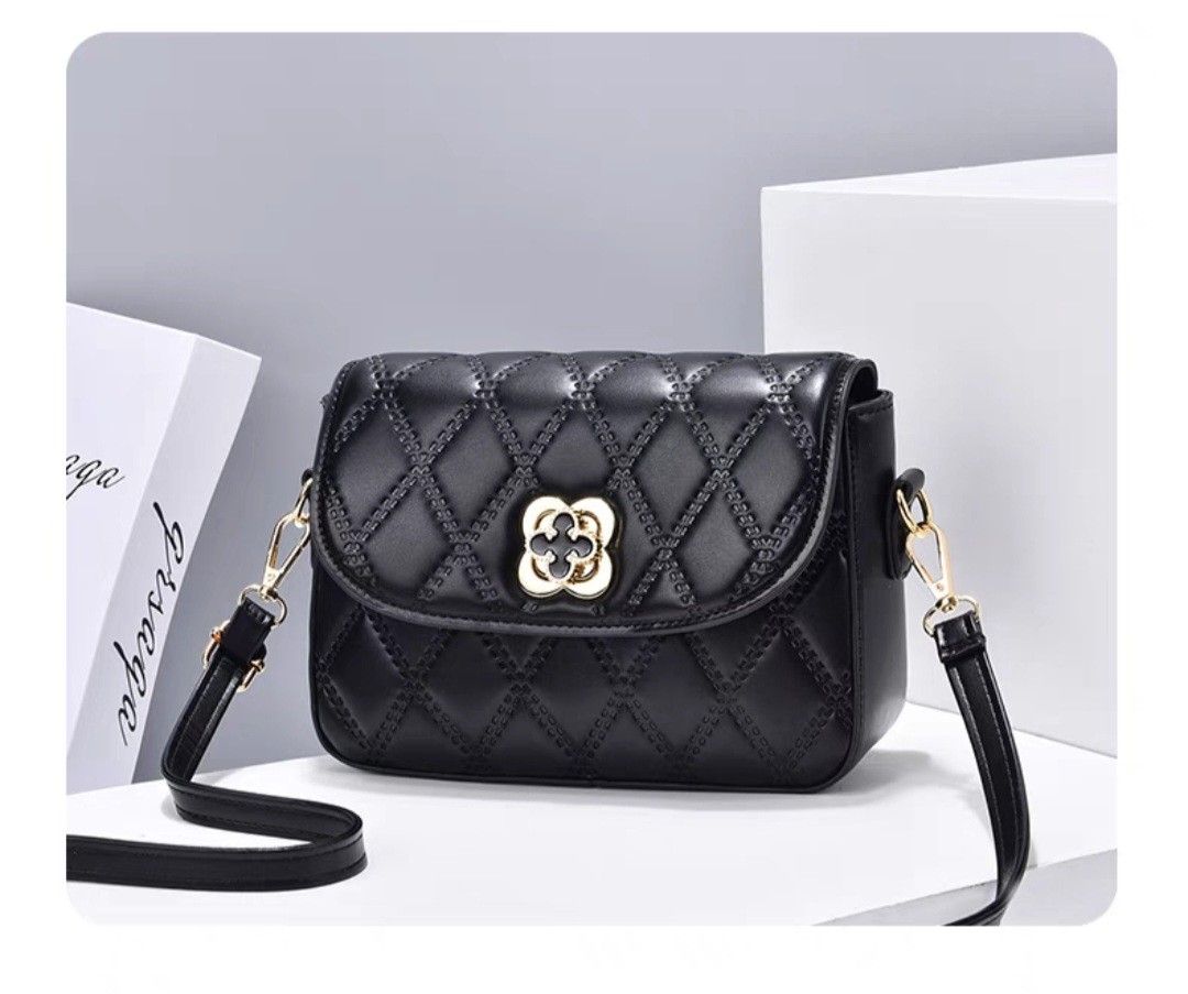 PO BLACK WHITE leather bag Women s Fashion Bags Wallets